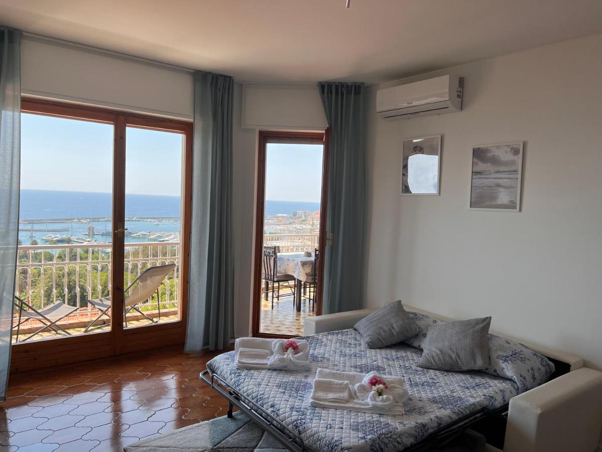 Special Home Vista Mare E Parcheggio Privato Sanremo Exteriör bild